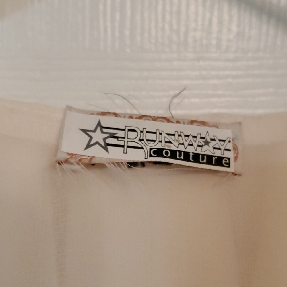 Runway Couture romper - Picture 5 of 6